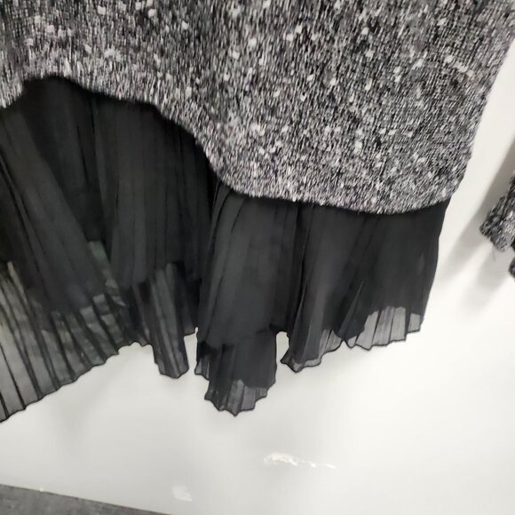 Umgee Womens BOHO Tunic Top Medium Black Gray Marled Open Knit Minimalist - Picture 2 of 8